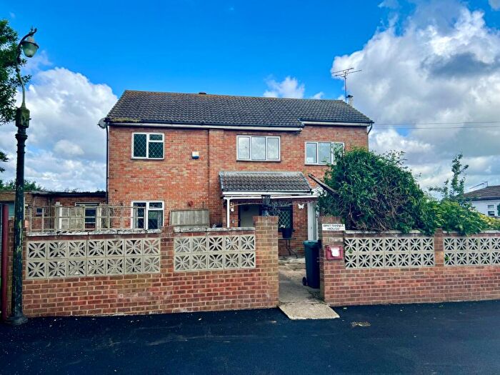 3 Bedroom Semi-Detached House To Rent In Lower Higham Road, Chalk, DA12