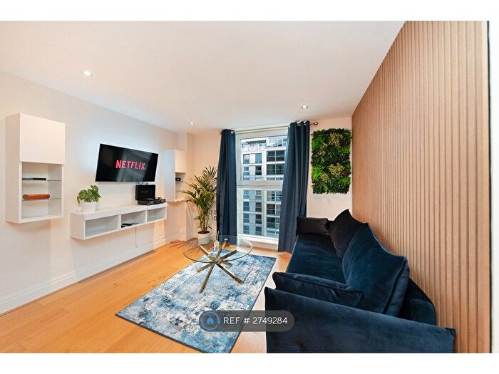 2 Bedroom Flat To Rent In Aspecourt Court, London, SW6