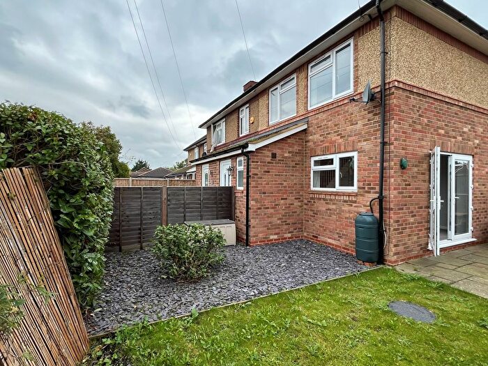 2 Bedroom End Of Terrace House To Rent In Woodthorpe Road, Ashford, TW15