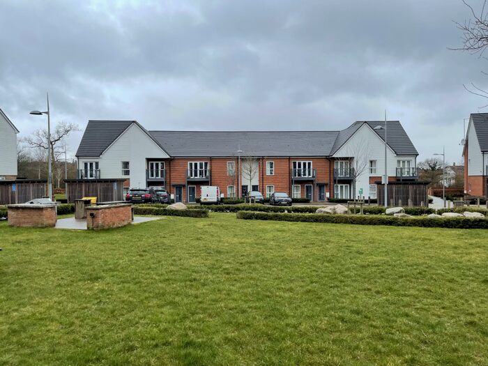 2 Bedroom Apartment To Rent In Pondtail Avenue, Faygate, Horsham, RH12