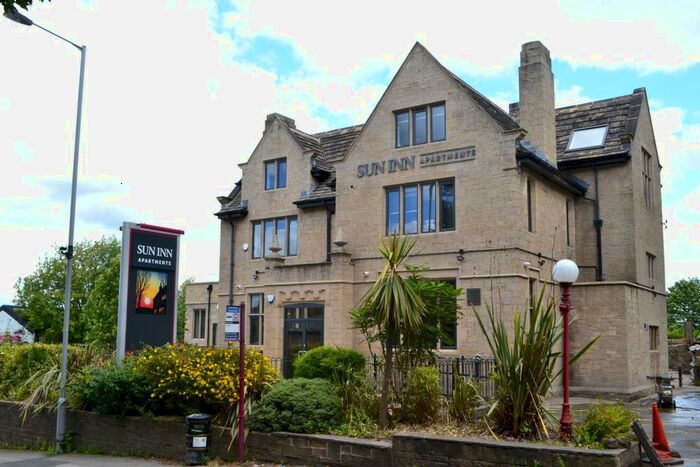 2 Bedroom Flat To Rent In Bradford Old Road, Cottingley, Bingley, BD16