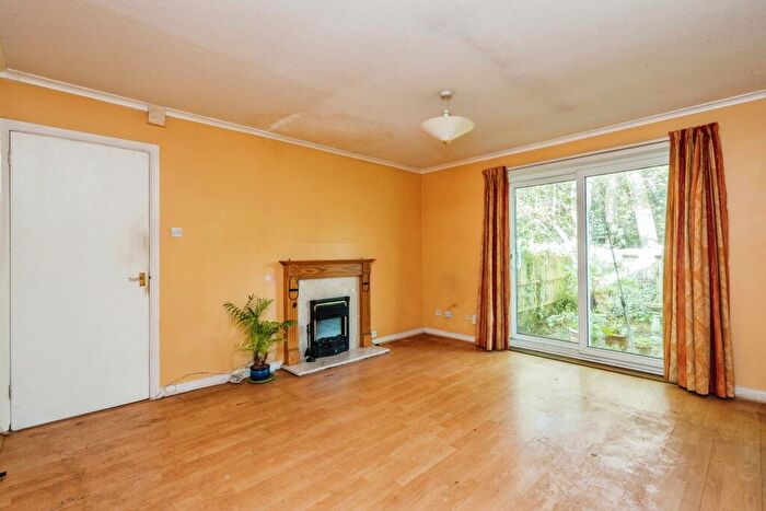 2 Bedroom Bungalow For Sale In Bryony Way, Waterlooville, Hampshire, PO7