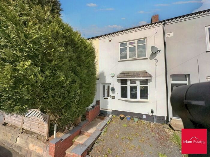2 Bedroom Terraced House To Rent In Chaddock Lane, Worsley, Manchester, M28