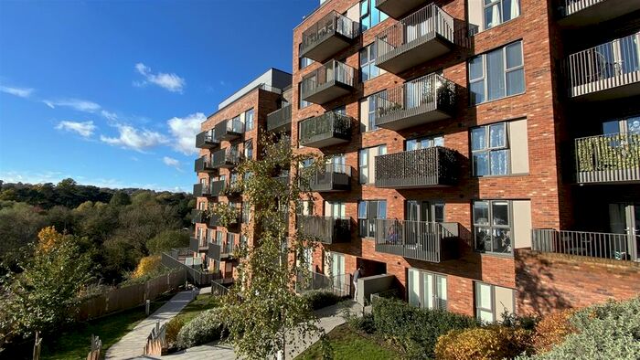 2 Bedroom Flat To Rent In Rosalind Drive, Maidstone, ME14