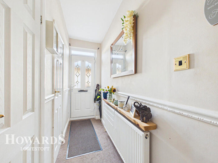 3 Bedroom Terraced House For Sale In Stevens Street, Lowestoft, NR32