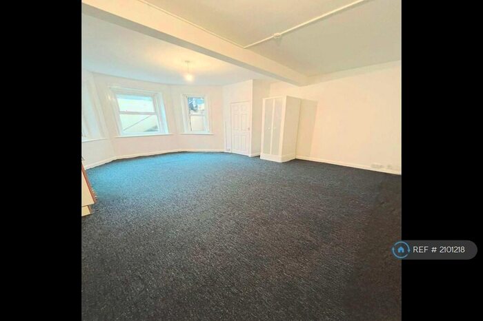Studio To Rent In St Michael's Rd, Bournemouth, BH2