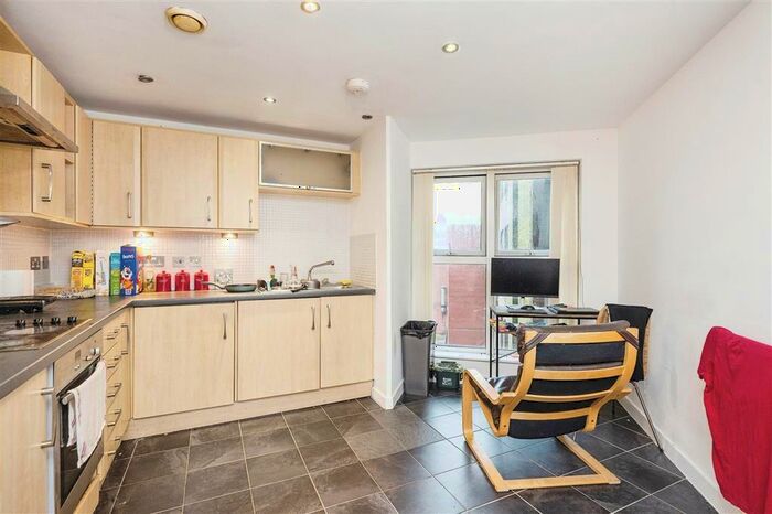 1 Bedroom Apartment To Rent In Princess Way, Swansea, SA1