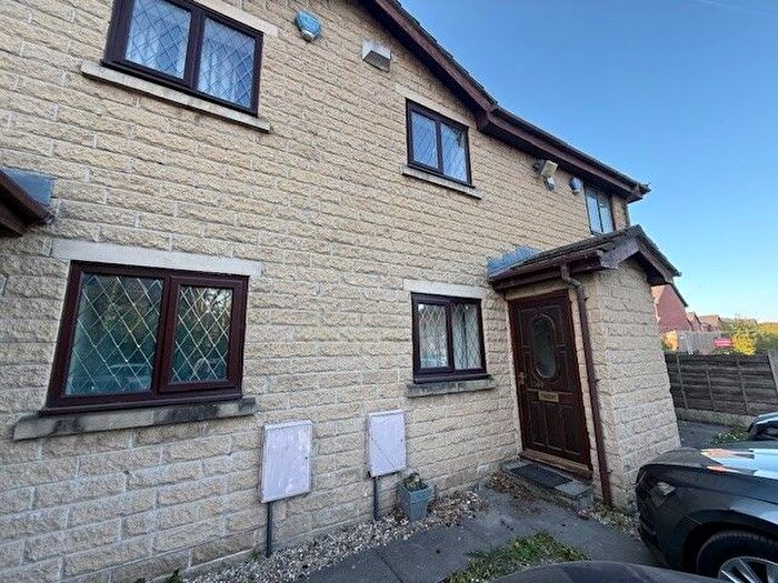 2 Bedroom Flat To Rent In Woodlands Court, Mosley Common Road, Greater Manchester, M29