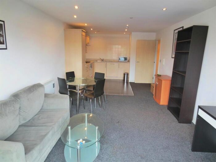 1 Bedroom Flat To Rent In The Bar, St James Gate, St James Boulevard, Newcastle Upon Tyne, NE1
