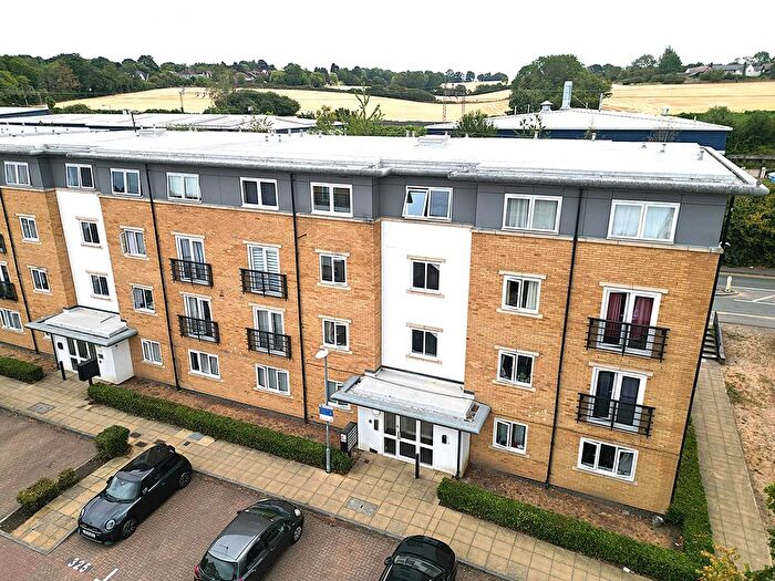 2 Bedroom Flat For Sale In Ovaltine Drive, Kings Langley, Hertfordshire, WD4
