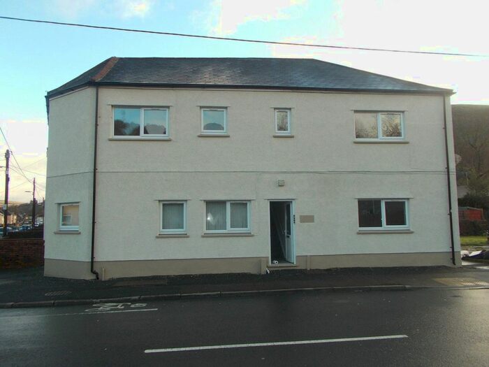 1 Bedroom Flat To Rent In Varteg Road, Ystalyfera, Swansea., SA9