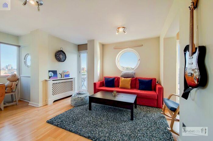 2 Bedroom Apartment To Rent In Newlands Quay, Wapping, E1W