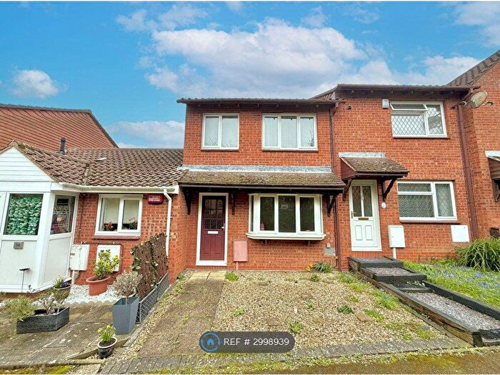 3 Bedroom Terraced House To Rent In Challacombe, Furzton, Milton Keynes, MK4