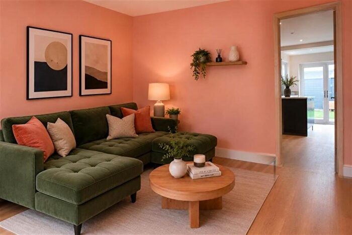 3 Bedroom Terraced House For Sale In The Croft, Marlow, SL7