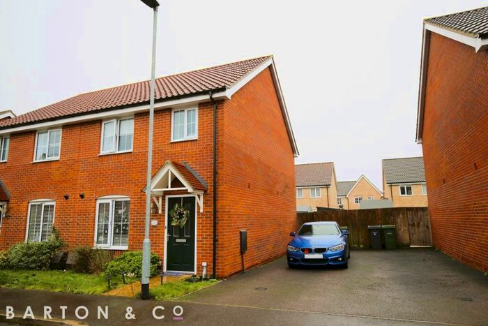 3 Bedroom Semi-Detached House To Rent In Colossus Way, Norwich, NR5