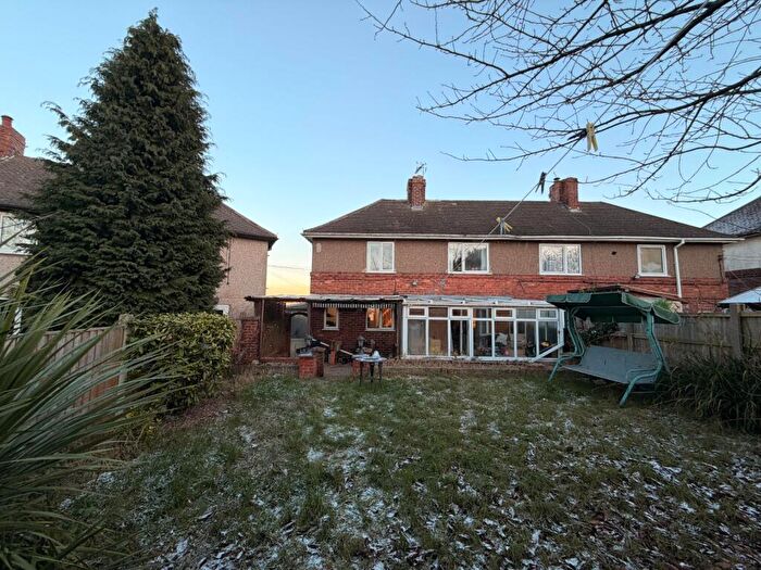 3 Bedroom Semi-Detached House For Sale In Hartington Street, Langwith, Mansfield, Derbyshire, NG20