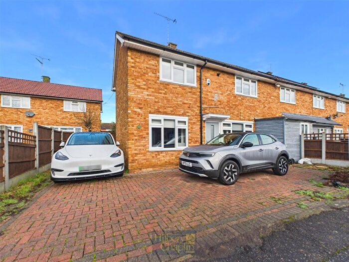 2 Bedroom End Of Terrace House For Sale In Southcote Crescent, Basildon, Essex, SS14
