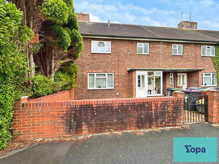 4 Bedroom Detached House For Sale In Clifford Road, Market Drayton, TF9