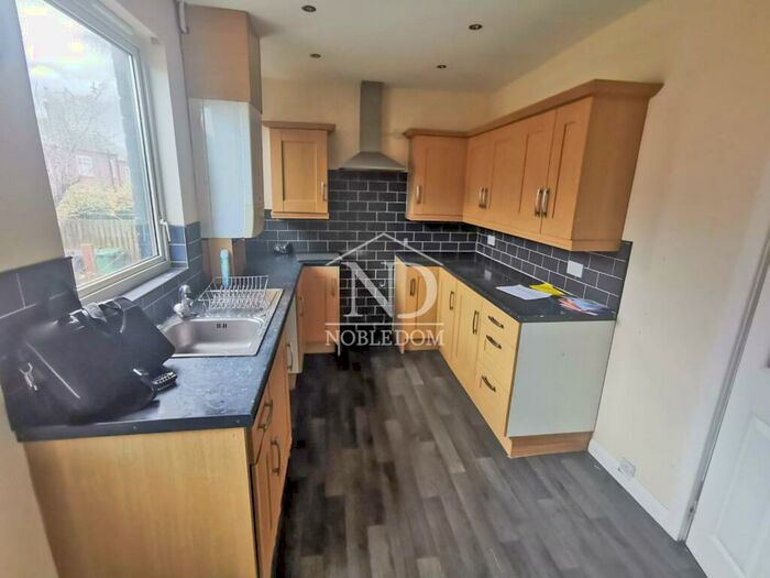 3 Bedroom Terraced House To Rent In Leeds, LS9