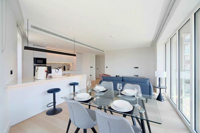 2 Bedroom Flat To Rent In Fountain Park Way, London, W12