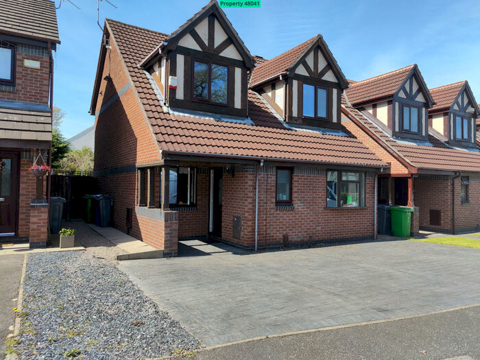 3 Bedroom Detached House To Rent In Gateacre Walk, Manchester, M23