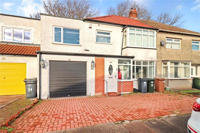 5 Bedroom Semi Detached House To Rent In Whitecroft Road, Newcastle Upon Tyne, Tyne And Wear, NE12