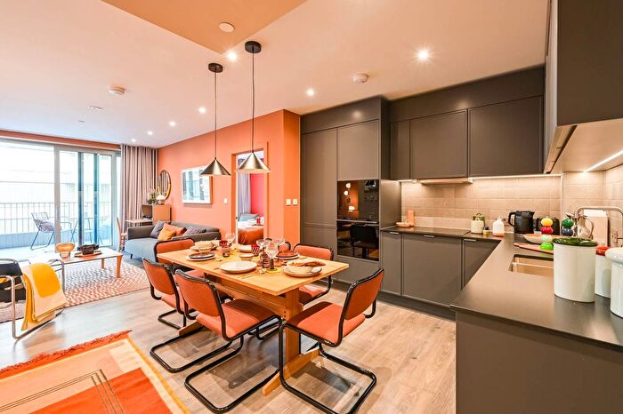 2 Bedroom Flat To Rent In Cherry Park Lane, Stratford, London, E20