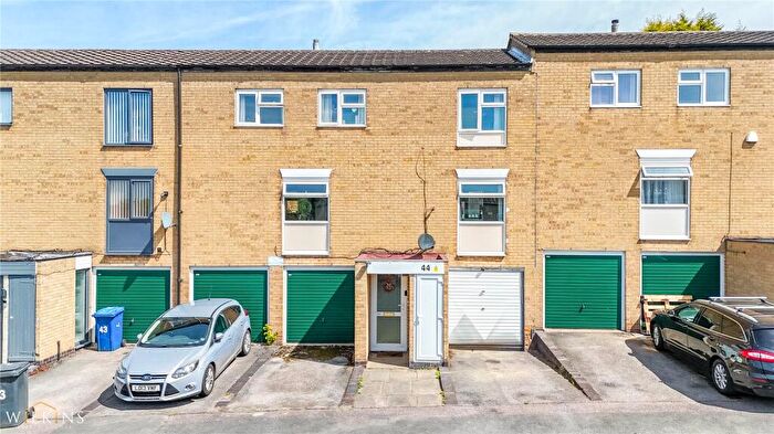 3 Bedroom Terraced House For Sale In Gresley, Tamworth, Staffordshire, B77