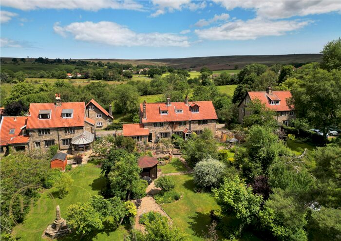 4 Bedroom Farmhouse For Sale In The Orchards, Goathland, Whitby, YO22