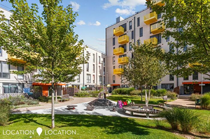 1 Bedroom Flat To Rent In Duckett Street, Icon Apartments, E1