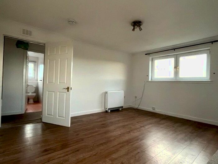 2 Bedroom Flat To Rent In City Road, Brechin, DD9