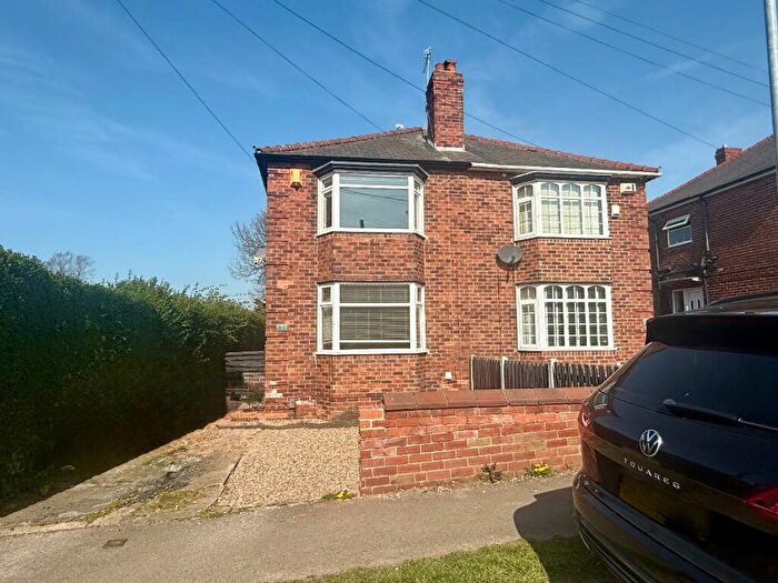 3 Bedroom Semi Detached House To Rent In Brecklands, Rotherham, S60