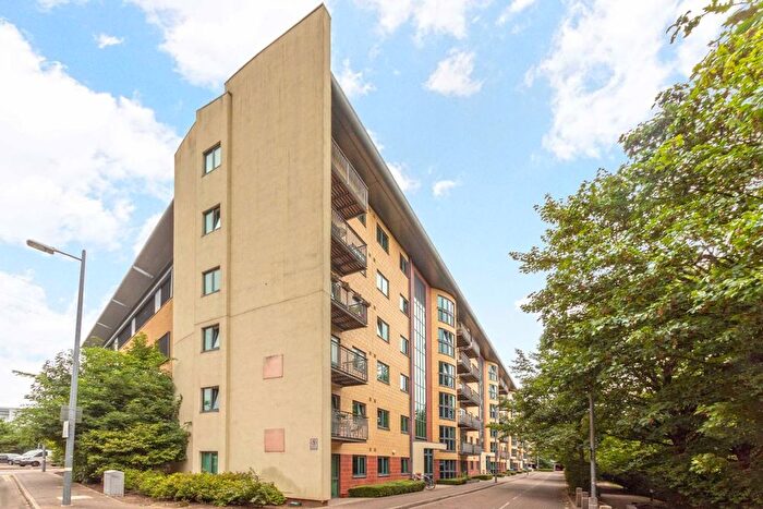 1 Bedroom Flat To Rent In Chapter Way, Colliers Wood, London, SW19