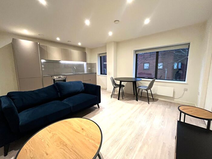 1 Bedroom Flat To Rent In Southernhay Gardens, Exeter, EX1