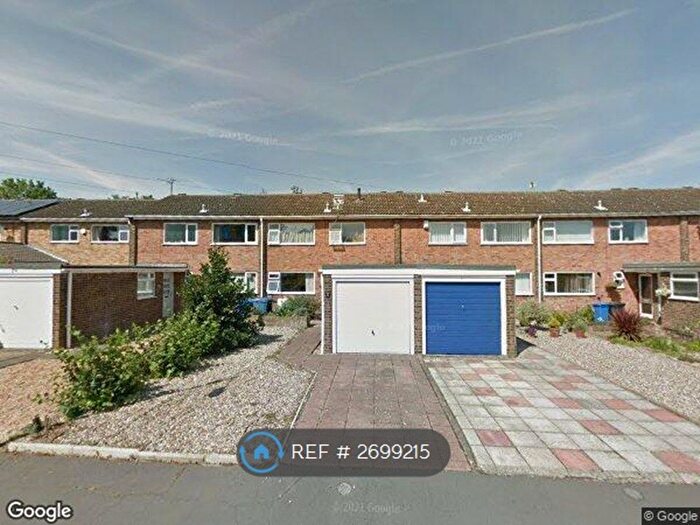 3 Bedroom Terraced House To Rent In Bramfield Close, Norwich, NR2
