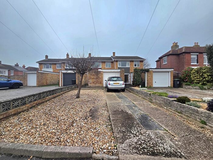 3 Bedroom House To Rent In The Avenue, Gosport, PO12