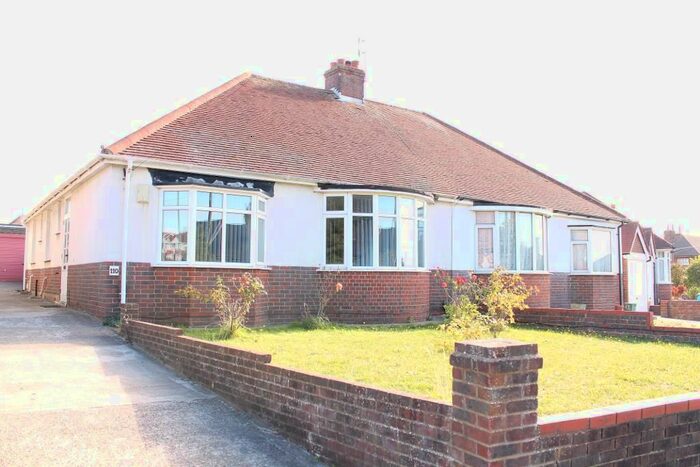 2 Bedroom Bungalow To Rent In Sunninghill Avenue, Hove, East Sussex, BN3