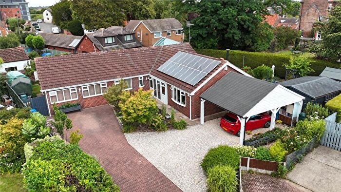 4 Bedroom Bungalow For Sale In Tudor Drive, Morton, Gainsborough, Lincolnshire, DN21
