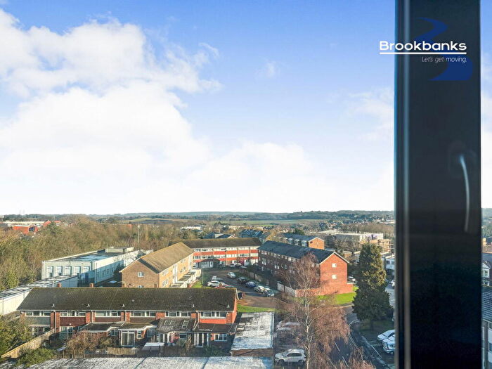 2 Bedroom Flat For Sale In Horizon House, Azalea Drive, Swanley, Kent, BR8