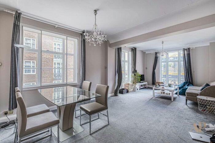 2 Bedroom Flat To Rent In Carrington House, Hertford Street, London, W1J