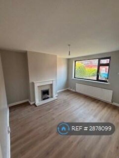 3 Bedroom End Of Terrace House To Rent In Lyme Grove, Manchester, M43