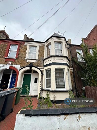 2 Bedroom Flat To Rent In Seymour Road, London, E10