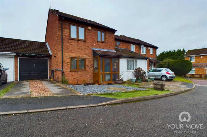 3 Bedroom Semi-Detached House To Rent In Riley Close, Rectory Farm, Northampton, NN3