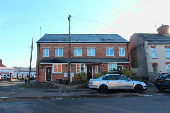 3 Bedroom Terraced House To Rent In Wellingborough Road, Finedon, Wellingborough, NN9