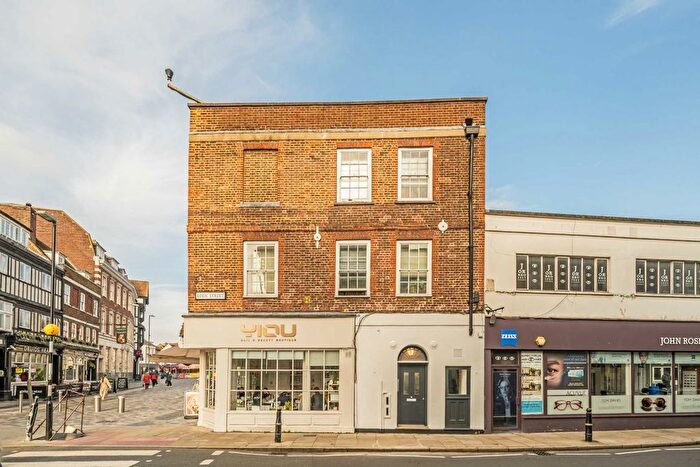 Studio To Rent In Market Place, Kingston Upon Thames, KT1
