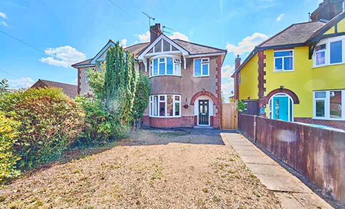 3 Bedroom Semi-Detached House For Sale In Doctors Fields, Earl Shilton, LE9