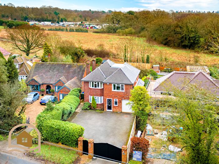 4 Bedroom Detached House For Sale In Wexham Street, Slough, Berkshire, SL3