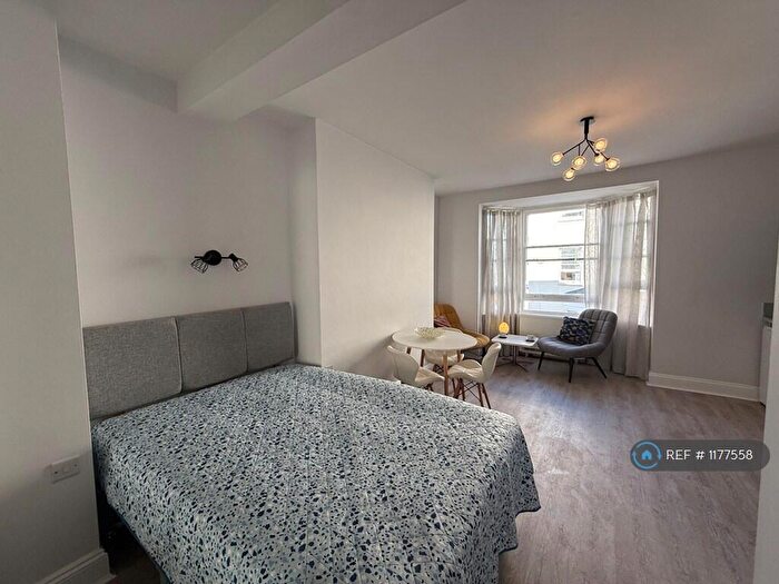 Studio To Rent In Bloomsbury Place, Brighton, BN2
