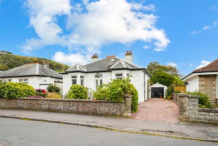 3 Bedroom House For Sale In Southannan Road, Fairlie, KA29