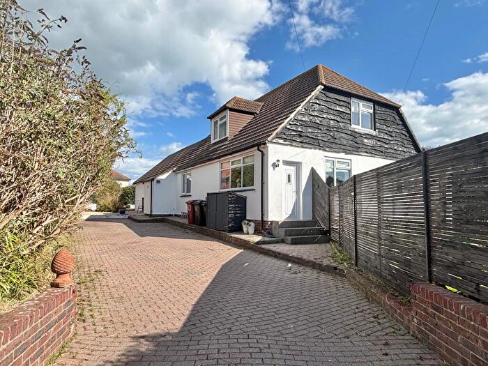 5 Bedroom Detached House For Sale In Vincent Road, Selsey, PO20